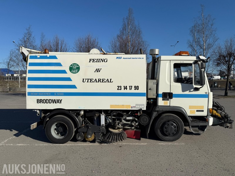 1997 DAF 45 180 TI feiebil, tilhengerfeste, nytt sug, kamera, ekstralys - Коммунальная/ Специальная техника: фото 4 1997 DAF 45 180 TI feiebil, tilhengerfeste, nytt sug, kamera, ekstralys - Коммунальная/ Специальная техника: фото 4