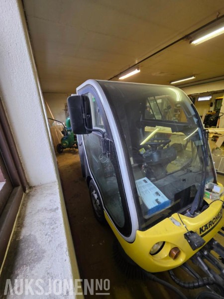 2005 Kärcher ICC 2 kompakt gate- og industrifeiemaskin - Коммунальная/ Специальная техника: фото 2 2005 Kärcher ICC 2 kompakt gate- og industrifeiemaskin - Коммунальная/ Специальная техника: фото 2