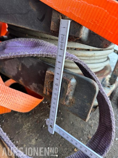 Kranbil Vinsj - ingen minstepris - Кран: фото 4 Kranbil Vinsj - ingen minstepris - Кран: фото 4