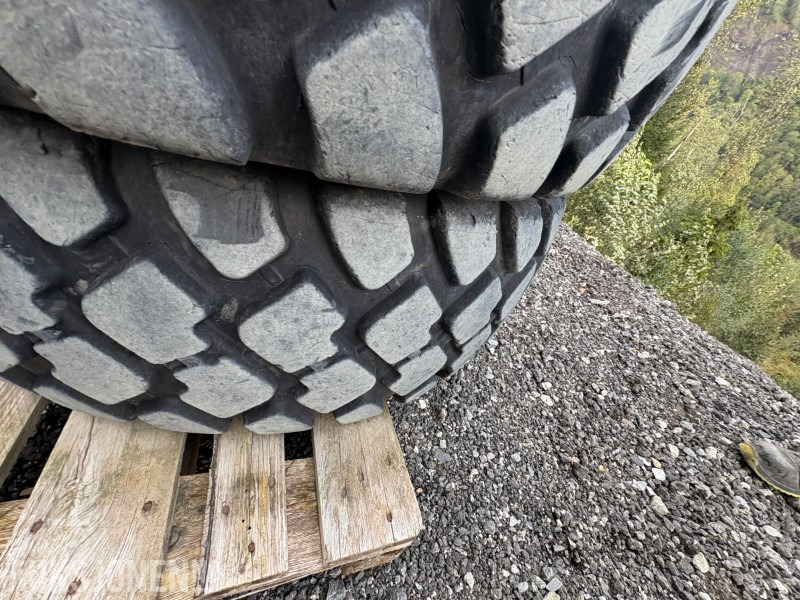 1995 Volvo Komplette hjulsett 17.5R25 for hjullaster - Навесное оборудование для Строительной техники: фото 5 1995 Volvo Komplette hjulsett 17.5R25 for hjullaster - Навесное оборудование для Строительной техники: фото 5