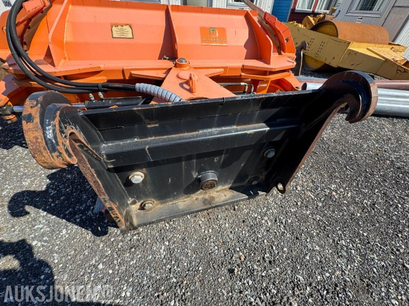 2012 Tellefsdal 5200 U-plog - Klappvinge - Навесное оборудование для Строительной техники: фото 3 2012 Tellefsdal 5200 U-plog - Klappvinge - Навесное оборудование для Строительной техники: фото 3
