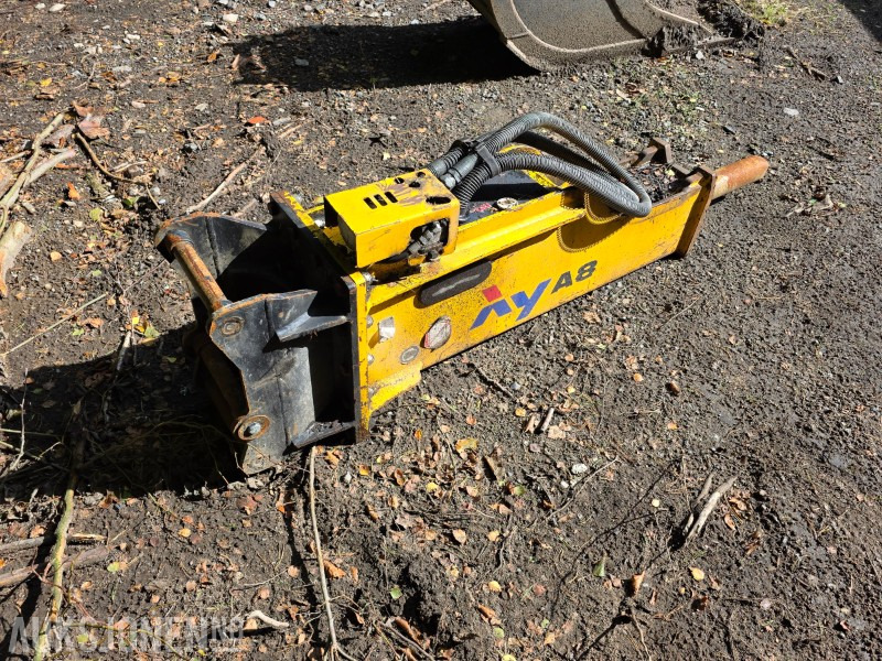 2019 AY A8 Pigghammer - Kombifeste S40/S50 - Ny pigg medfølger - Навесное оборудование для Строительной техники: фото 1 2019 AY A8 Pigghammer - Kombifeste S40/S50 - Ny pigg medfølger - Навесное оборудование для Строительной техники: фото 1