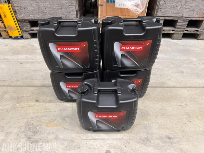 600 Liter Olje - Champion XRS 10W-30 FE Multifunctinal Oil - Навесное оборудование для Строительной техники: фото 1 600 Liter Olje - Champion XRS 10W-30 FE Multifunctinal Oil - Навесное оборудование для Строительной техники: фото 1