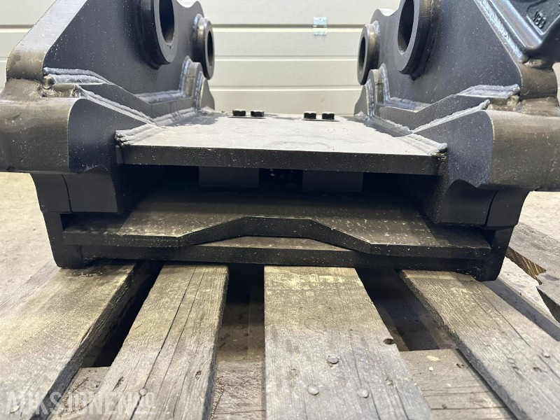 UBRUKT Götene Hydraulisk HK-feste G90 - Навесное оборудование для Строительной техники: фото 4 UBRUKT Götene Hydraulisk HK-feste G90 - Навесное оборудование для Строительной техники: фото 4