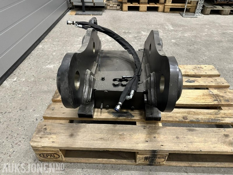 UBRUKT Götene Hydraulisk HK-feste S70 - Навесное оборудование для Строительной техники: фото 3 UBRUKT Götene Hydraulisk HK-feste S70 - Навесное оборудование для Строительной техники: фото 3