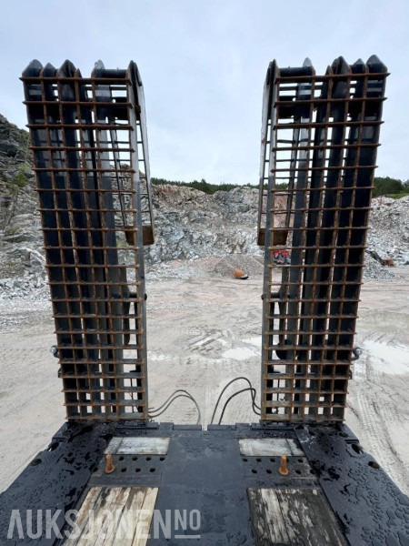 Прицеп 2019 Carnehl CSTV 40-60 - 4 akslet maskinsemi - Manuelt uttrekk - Hydraulisk bredding - Støttelabber bak - Fjernstyring: фото 17