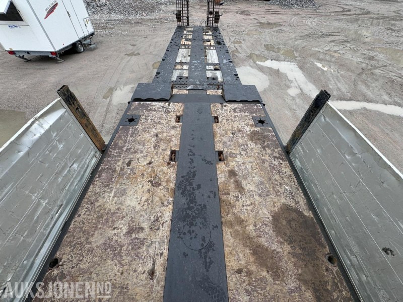 Прицеп 2019 Carnehl CSTV 40-60 - 4 akslet maskinsemi - Manuelt uttrekk - Hydraulisk bredding - Støttelabber bak - Fjernstyring: фото 11