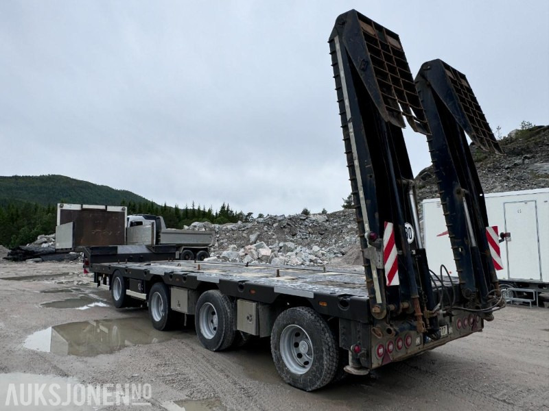 Прицеп 2019 Carnehl CSTV 40-60 - 4 akslet maskinsemi - Manuelt uttrekk - Hydraulisk bredding - Støttelabber bak - Fjernstyring: фото 6