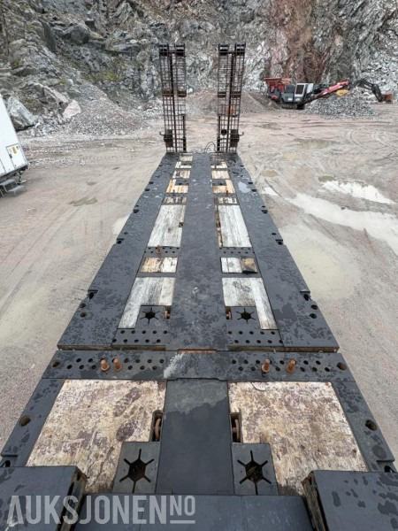 Прицеп 2019 Carnehl CSTV 40-60 - 4 akslet maskinsemi - Manuelt uttrekk - Hydraulisk bredding - Støttelabber bak - Fjernstyring: фото 13