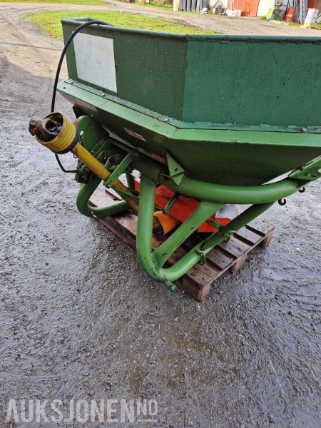 1900 Gjødselspreder m/aksling - Сельскохозяйственная техника: фото 5 1900 Gjødselspreder m/aksling - Сельскохозяйственная техника: фото 5