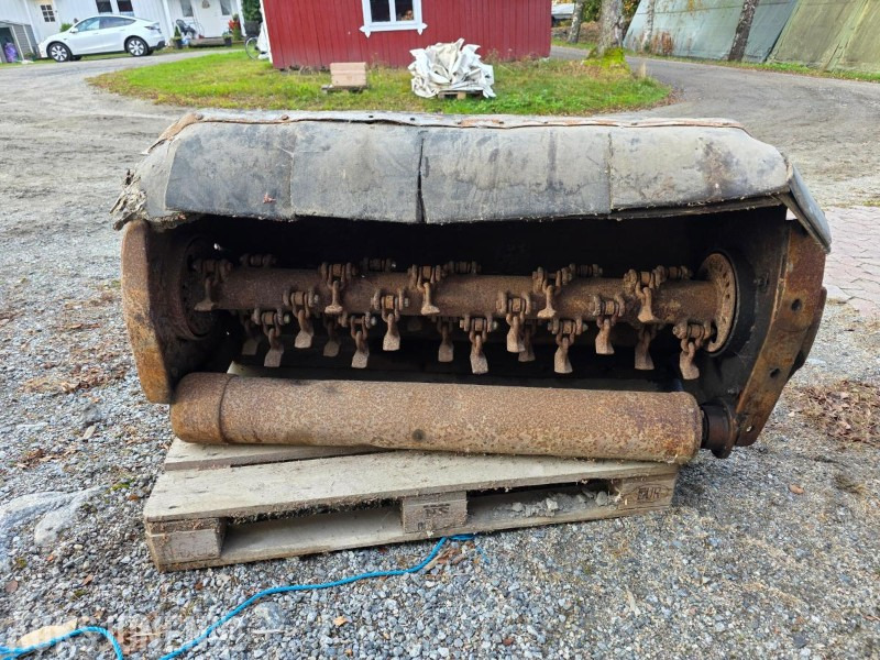 2005 G. Dücker GmbH & Co. KG MKT 13 R hydraulisk beitepuss / kantklipper - Сельскохозяйственная техника: фото 1 2005 G. Dücker GmbH & Co. KG MKT 13 R hydraulisk beitepuss / kantklipper - Сельскохозяйственная техника: фото 1