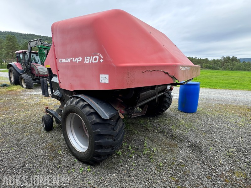 2006 Kverneland Taarup BIO Rundballepresse Opticut 23 - Сельскохозяйственная техника: фото 5 2006 Kverneland Taarup BIO Rundballepresse Opticut 23 - Сельскохозяйственная техника: фото 5