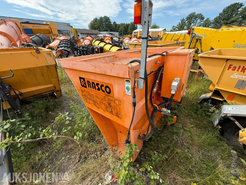 2013 Rasco TRP 1,5 Traktorspreder - Сельскохозяйственная техника: фото 4 2013 Rasco TRP 1,5 Traktorspreder - Сельскохозяйственная техника: фото 4