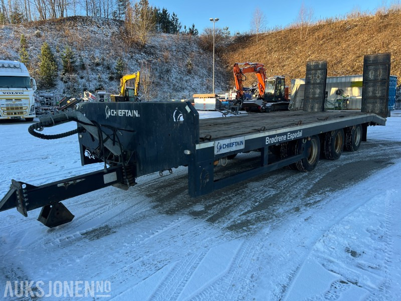 2018 Chief tain Maskintralle 27T m/hydrauliske kjørebruer - Сельскохозяйственная техника: фото 5 2018 Chief tain Maskintralle 27T m/hydrauliske kjørebruer - Сельскохозяйственная техника: фото 5