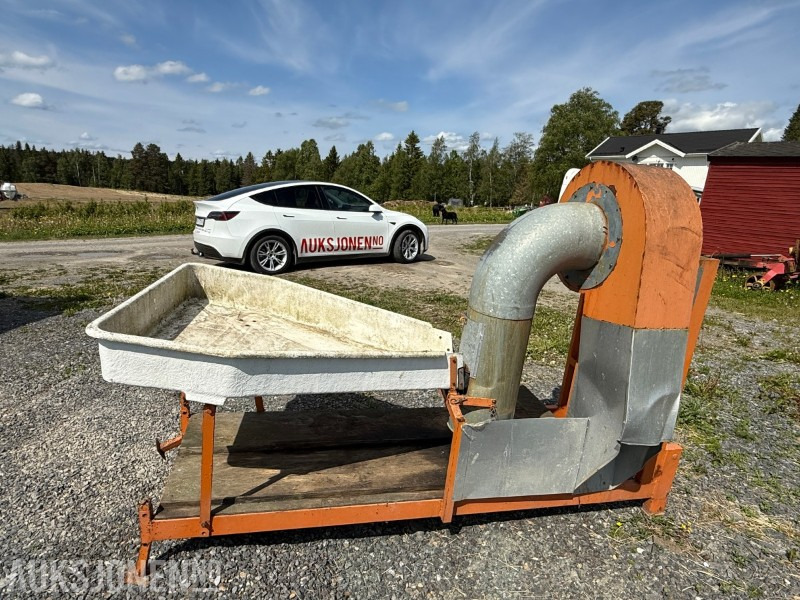 Bærrensker til traktor - brukt til solbær - Сельскохозяйственная техника: фото 4 Bærrensker til traktor - brukt til solbær - Сельскохозяйственная техника: фото 4