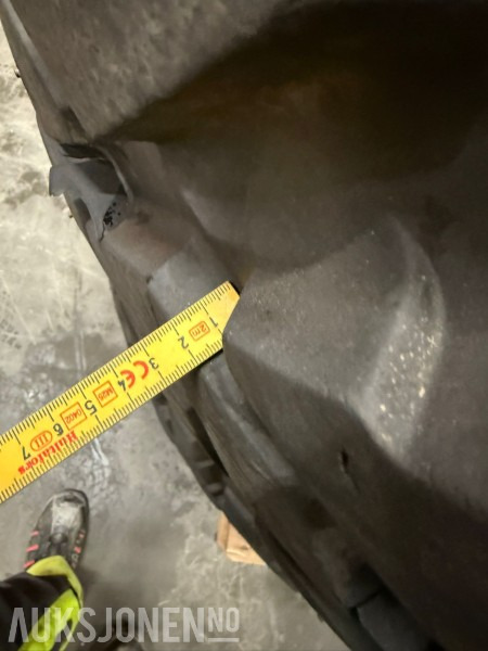 Piggdekksett til 900-serien – 620/80R42 + 480/80R34 – Klare for vinter - Сельскохозяйственная техника: фото 3 Piggdekksett til 900-serien – 620/80R42 + 480/80R34 – Klare for vinter - Сельскохозяйственная техника: фото 3