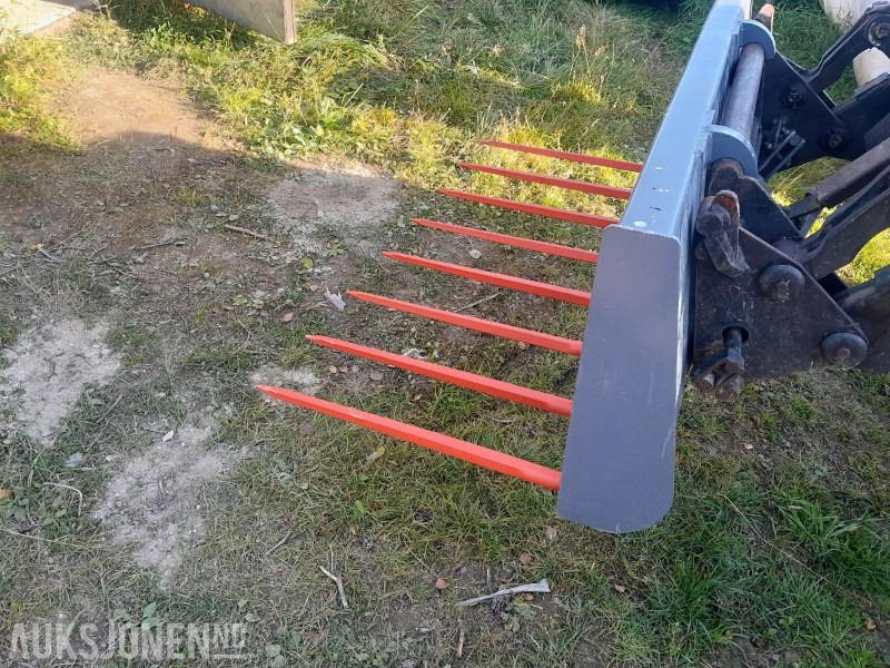 Zagroda silosvans 1,5m bred - Сельскохозяйственная техника: фото 1 Zagroda silosvans 1,5m bred - Сельскохозяйственная техника: фото 1