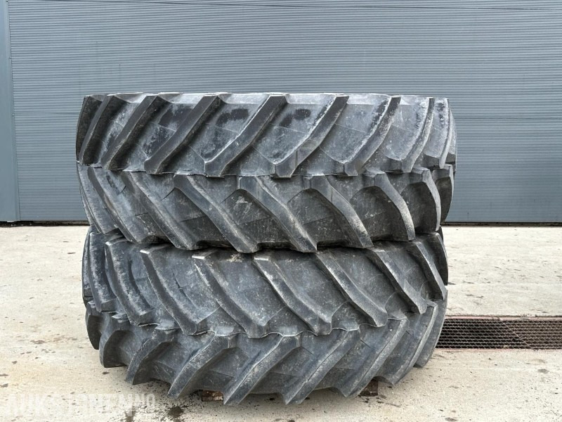 TRELLEBORG TM800 HJULSETT 650/65 R 42 + 540/65 R 30 - Трактор: фото 3 TRELLEBORG TM800 HJULSETT 650/65 R 42 + 540/65 R 30 - Трактор: фото 3