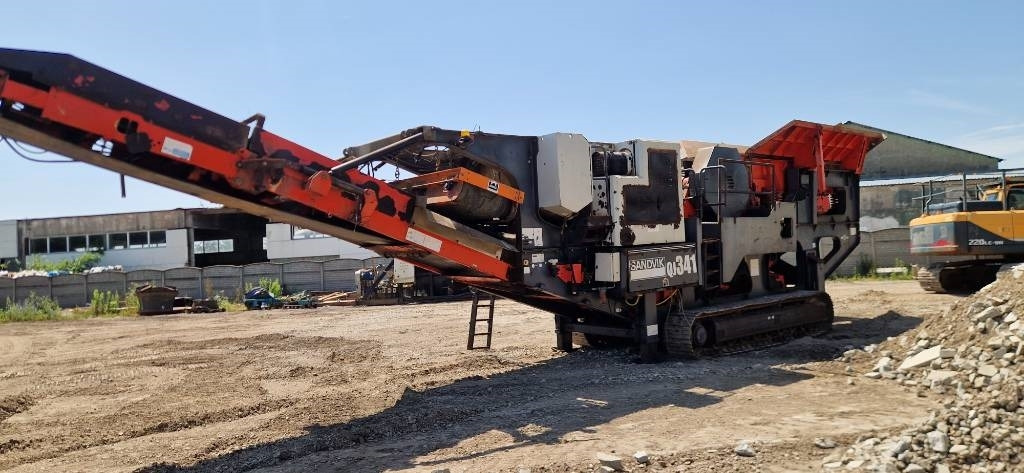 Sandvik QJ 341 - Мобильная дробилка: фото 1 Sandvik QJ 341 - Мобильная дробилка: фото 1