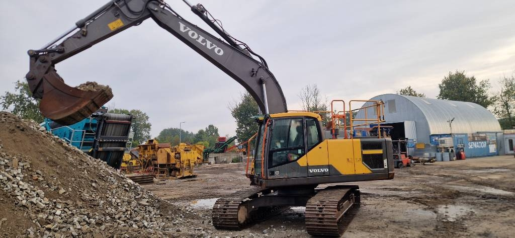 Volvo EC 220EL - Гусеничный экскаватор: фото 1 Volvo EC 220EL - Гусеничный экскаватор: фото 1