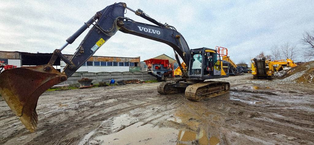 Volvo EC 300 EL - Гусеничный экскаватор: фото 1 Volvo EC 300 EL - Гусеничный экскаватор: фото 1