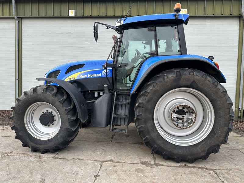 New Holland TVT 195 Dutch registration - Трактор: фото 2 New Holland TVT 195 Dutch registration - Трактор: фото 2