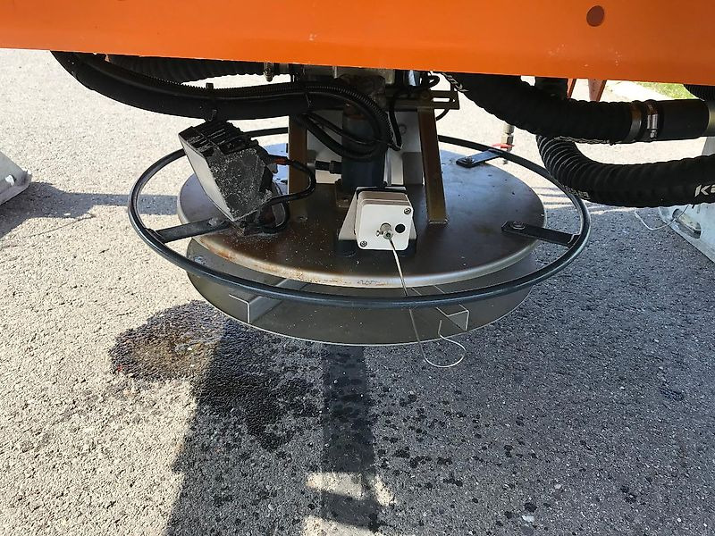 Küpper-Weisser IMS2FD P16013 Streuer mit Feuchtsalzanlage - Разбрасыватель песка/ Соли: фото 5 Küpper-Weisser IMS2FD P16013 Streuer mit Feuchtsalzanlage - Разбрасыватель песка/ Соли: фото 5