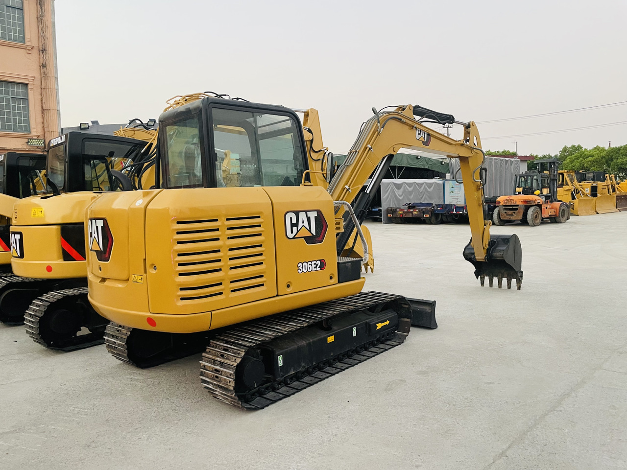 Caterpillar 306 Used Excavator CAT 306D 306E 3062 6 Ton Crawler Excavators Doosan DH60 DX60 Hyundai 60 for Sale - Мини-экскаватор: фото 2 Caterpillar 306 Used Excavator CAT 306D 306E 3062 6 Ton Crawler Excavators Doosan DH60 DX60 Hyundai 60 for Sale - Мини-экскаватор: фото 2