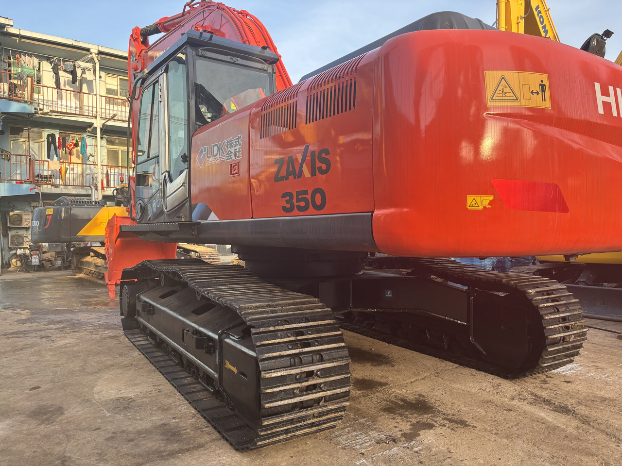 Hitachi ZX350 Used Excavator 35 Ton Crawler Hydraulic Secondhand Excavators Komatsu PC350 Caterpillar 336D2 Doosan DX300 dx420 Secondhand Excavators for Sale - Гусеничный экскаватор: фото 5 Hitachi ZX350 Used Excavator 35 Ton Crawler Hydraulic Secondhand Excavators Komatsu PC350 Caterpillar 336D2 Doosan DX300 dx420 Secondhand Excavators for Sale - Гусеничный экскаватор: фото 5
