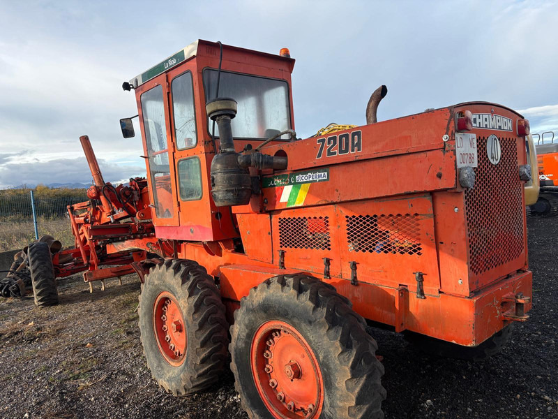 Champion D720 - Грейдер: фото 2 Champion D720 - Грейдер: фото 2