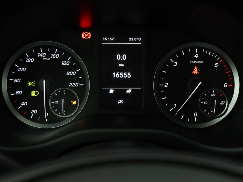 Mercedes-Benz Vito 110 CDI Lang Navigatie Achteruitrijcamera Apple Carplay/Android Auto Cruise Control Betimmering - Легковой фургон: фото 5 Mercedes-Benz Vito 110 CDI Lang Navigatie Achteruitrijcamera Apple Carplay/Android Auto Cruise Control Betimmering - Легковой фургон: фото 5