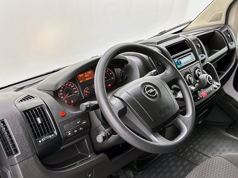 Opel Movano 2.2D 140pk Bakwagen met Laadklep Cruise Control Meubelbak Airco - Фургон с закрытым кузовом: фото 5 Opel Movano 2.2D 140pk Bakwagen met Laadklep Cruise Control Meubelbak Airco - Фургон с закрытым кузовом: фото 5
