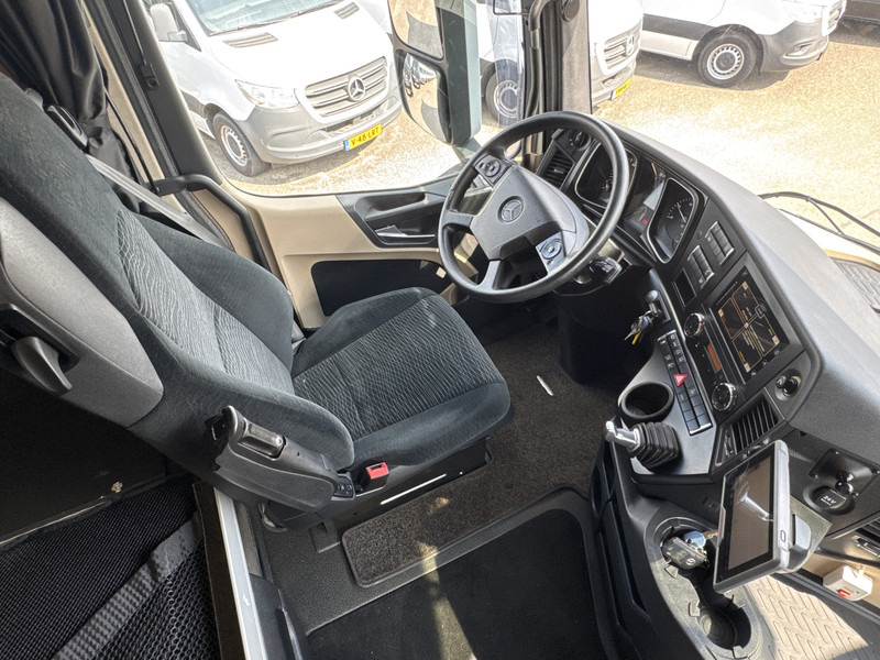 Тягач Mercedes-Benz ACTROS 1848 LS GIGASPACE Lowliner: фото 14