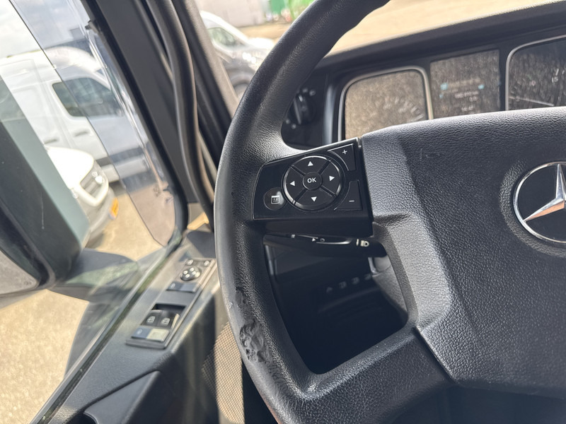 Тягач Mercedes-Benz ACTROS 1848 LS GIGASPACE Lowliner: фото 18