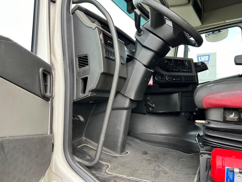 Тягач Volvo FH 460 6x2 vla trekker Chassis : LA / Pusher / lift: фото 12