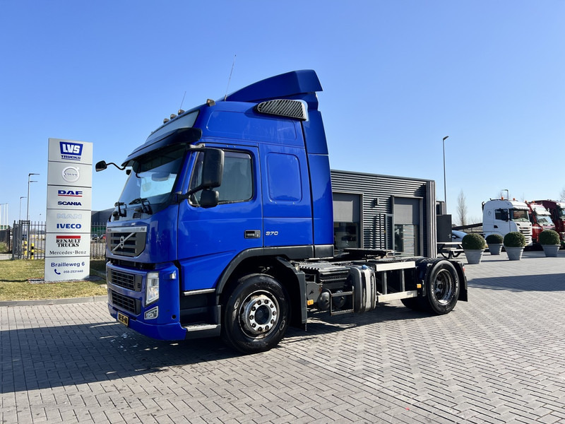 Volvo FM 370 4x2 trekker Globetrotter / Euro 5 /NEW TUV - Тягач: фото 1 Volvo FM 370 4x2 trekker Globetrotter / Euro 5 /NEW TUV - Тягач: фото 1