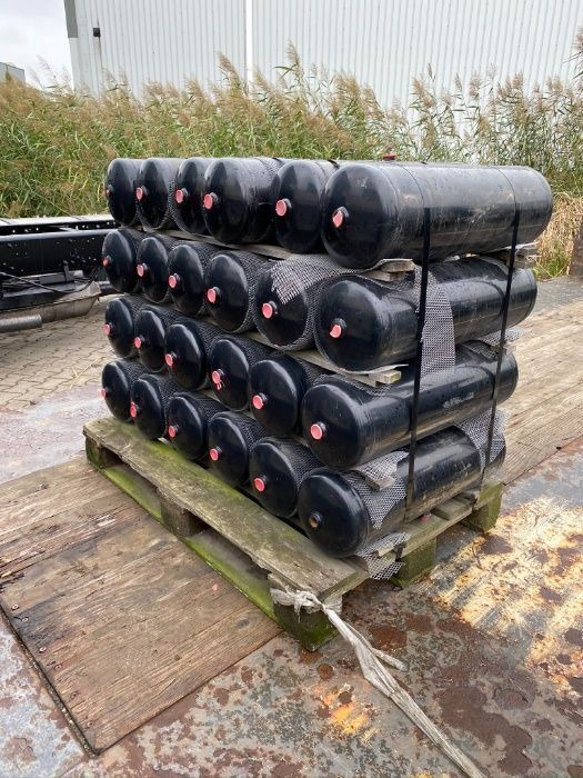 Butelii aer cap tractor / trailer/ semiremorca/ camion noi dezme truck - Воздушная подвеска для Грузовиков: фото 4 Butelii aer cap tractor / trailer/ semiremorca/ camion noi dezme truck - Воздушная подвеска для Грузовиков: фото 4