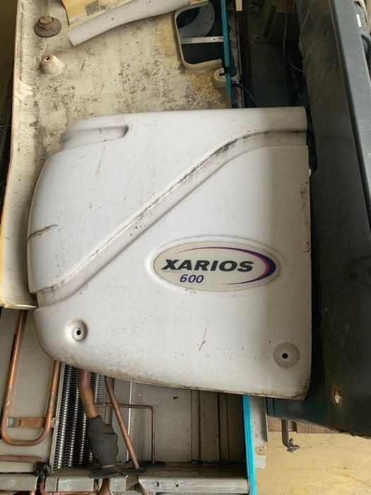 Carrier Xarios 500 600 - Холодильная установка: фото 1 Carrier Xarios 500 600 - Холодильная установка: фото 1