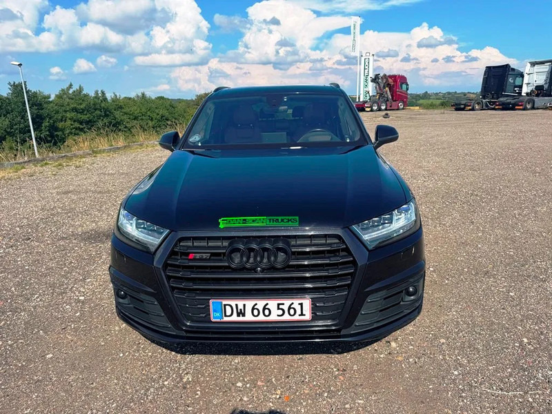 Audi SQ7 Black Edition. panoramo sun roof. . oil heater. head up display. 21" alu weels. night vision. B&O sound system. - Внедорожник: фото 4 Audi SQ7 Black Edition. panoramo sun roof. . oil heater. head up display. 21" alu weels. night vision. B&O sound system. - Внедорожник: фото 4