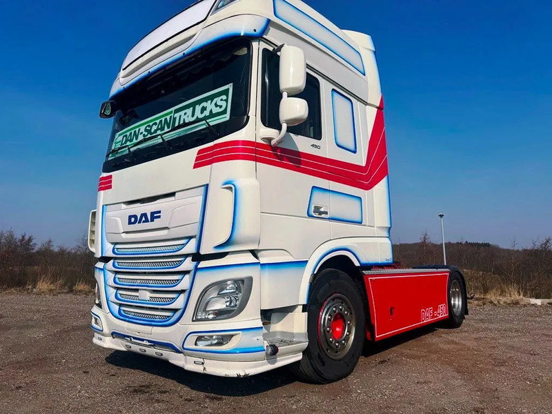DAF XF 450 DAF XF 450 Special Interior. 706000 km. Euro 6 - Тягач: фото 1 DAF XF 450 DAF XF 450 Special Interior. 706000 km. Euro 6 - Тягач: фото 1