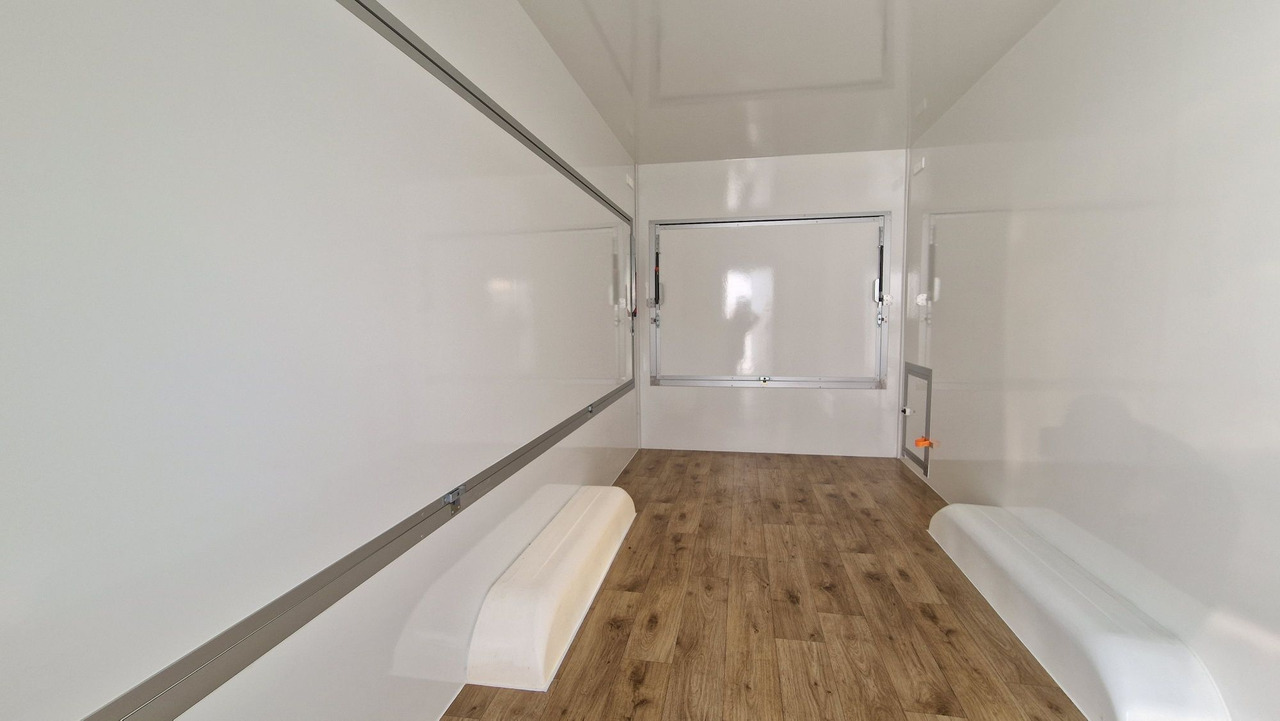 Przyczepa Gastronomiczna Handlowa FoodTruck - Торговый прицеп: фото 4 Przyczepa Gastronomiczna Handlowa FoodTruck - Торговый прицеп: фото 4