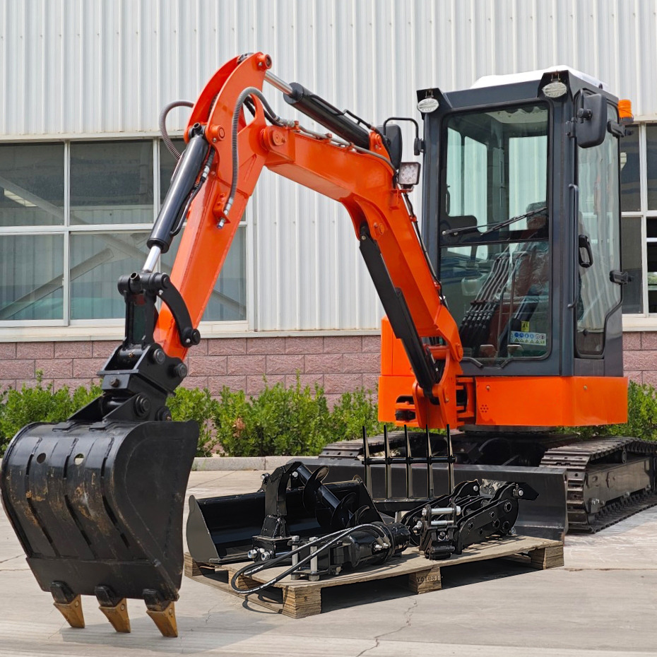 LEZUM Mini Excavator CE Certification Kubota Engine(Factory Outlet) Mini Pelle Minibagger Minikoparka Miniexcavadora - Мини-экскаватор: фото 2 LEZUM Mini Excavator CE Certification Kubota Engine(Factory Outlet) Mini Pelle Minibagger Minikoparka Miniexcavadora - Мини-экскаватор: фото 2