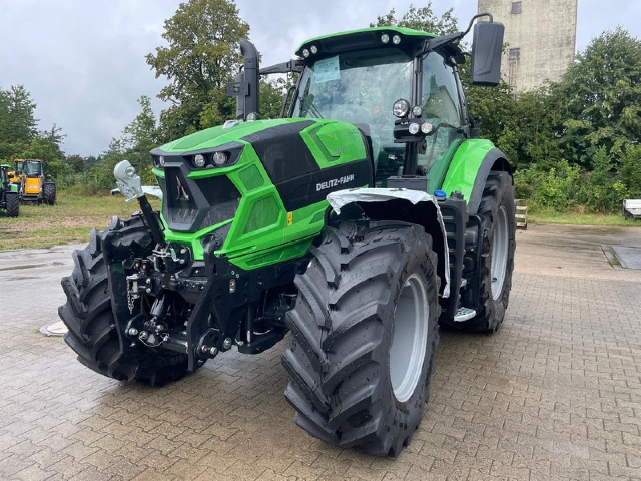 Deutz-Fahr 6170 POWERSHIFT AKTION - Трактор: фото 1 Deutz-Fahr 6170 POWERSHIFT AKTION - Трактор: фото 1
