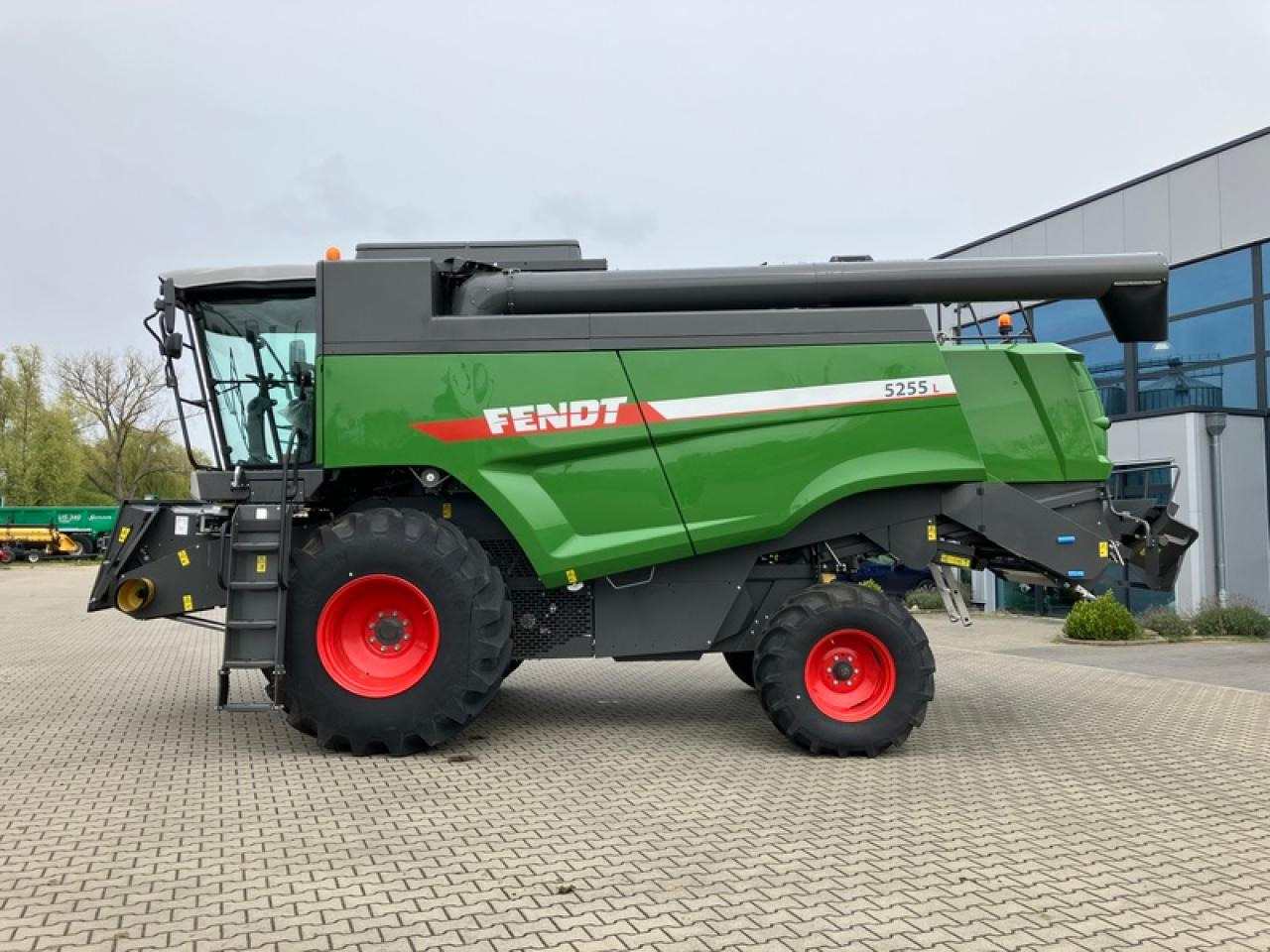 Fendt MD 5255 SCHNEIDWERK NICHT INKLUSIV - Зерноуборочный комбайн: фото 2 Fendt MD 5255 SCHNEIDWERK NICHT INKLUSIV - Зерноуборочный комбайн: фото 2