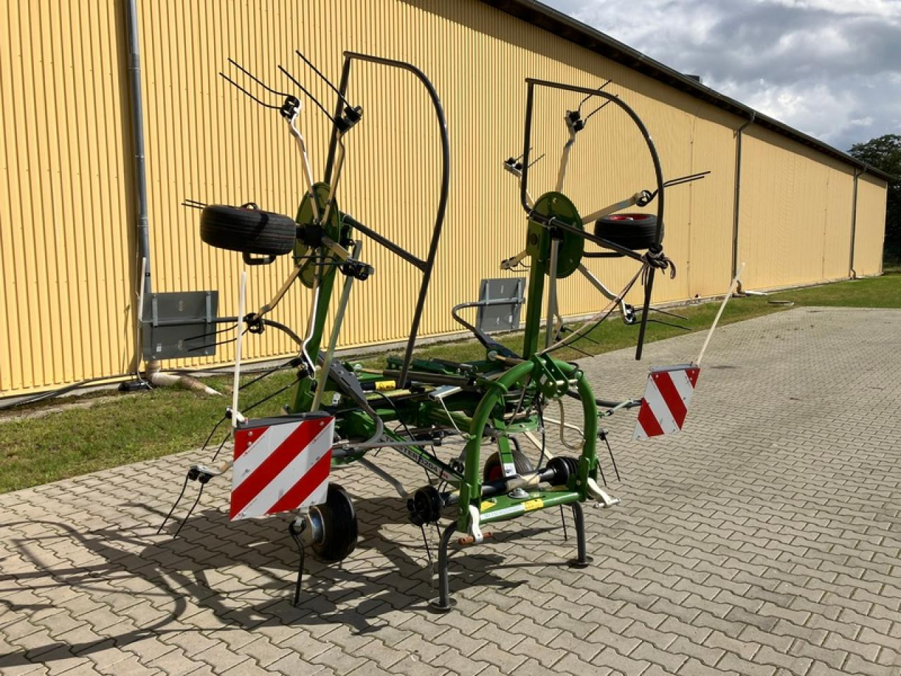 Fendt TWISTER 5204 AKTION - Сеноворошилка: фото 4 Fendt TWISTER 5204 AKTION - Сеноворошилка: фото 4