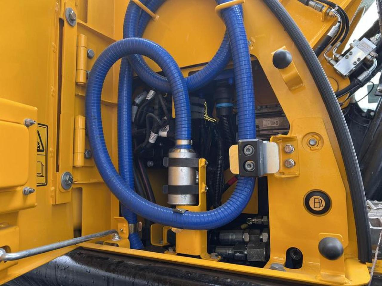 JCB JS145W - Колёсный экскаватор: фото 3 JCB JS145W - Колёсный экскаватор: фото 3