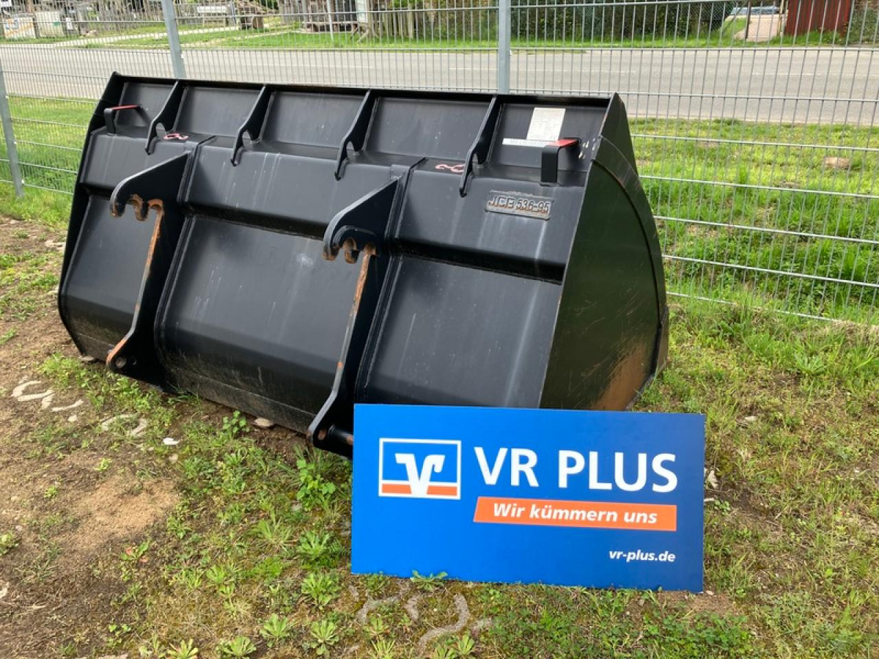 JCB LSB LEICHTGUTSCHAUFEL JCB Q-FIT - Ковш: фото 1 JCB LSB LEICHTGUTSCHAUFEL JCB Q-FIT - Ковш: фото 1