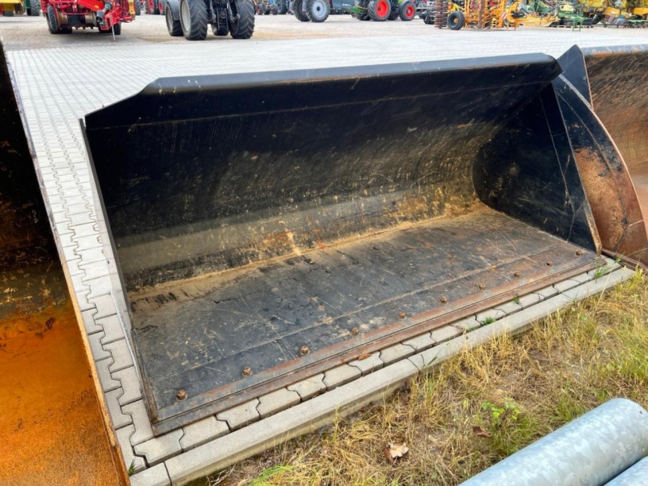 JCB LSB SCHWERGUTSCHAUFEL JCB Q-FIT - Ковш: фото 2 JCB LSB SCHWERGUTSCHAUFEL JCB Q-FIT - Ковш: фото 2