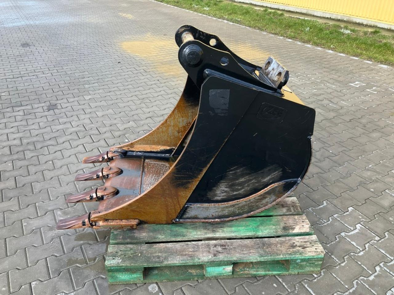 JCB TL ZFE - Ковш: фото 4 JCB TL ZFE - Ковш: фото 4