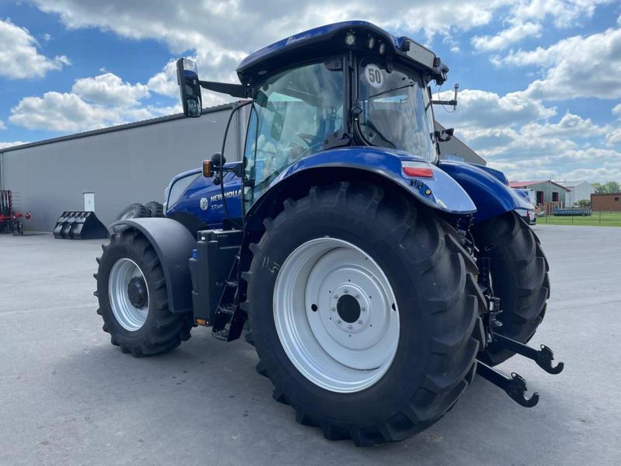 New Holland T 7.225 - Трактор: фото 3 New Holland T 7.225 - Трактор: фото 3